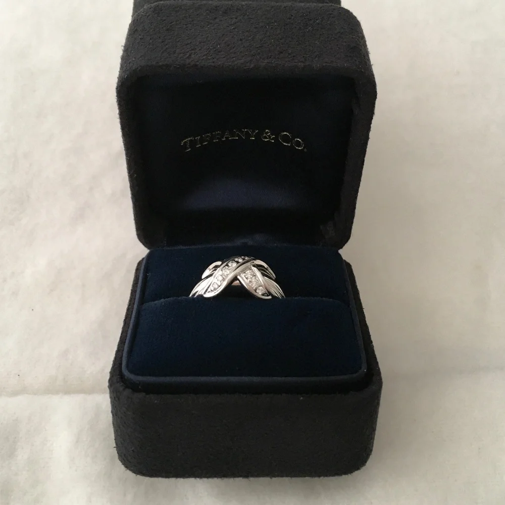 TIFFANY & CO. Vintage Diamond 18K Signature X Crossover Ring Size 7.5 - Picture 14 of 15